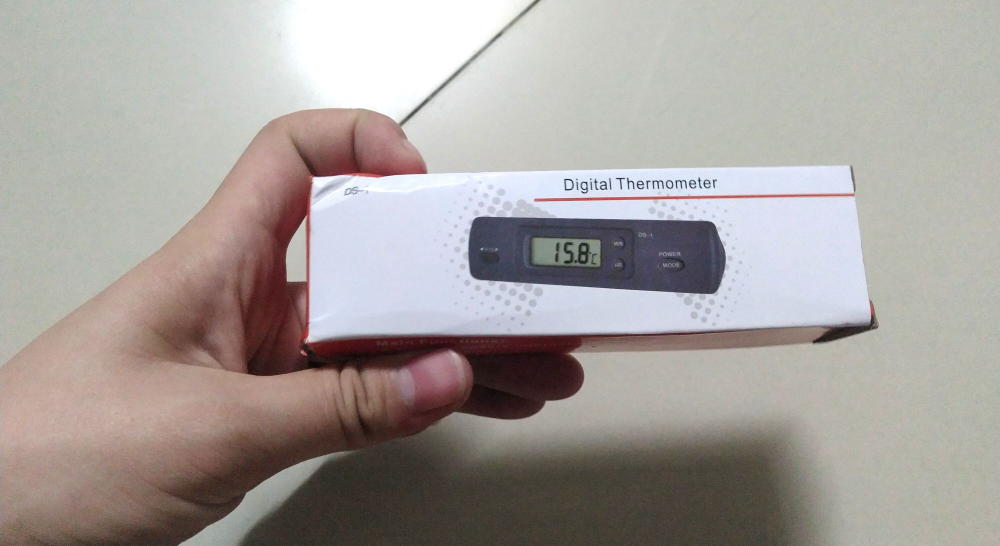 nhiệt kế cầm tay DS 1