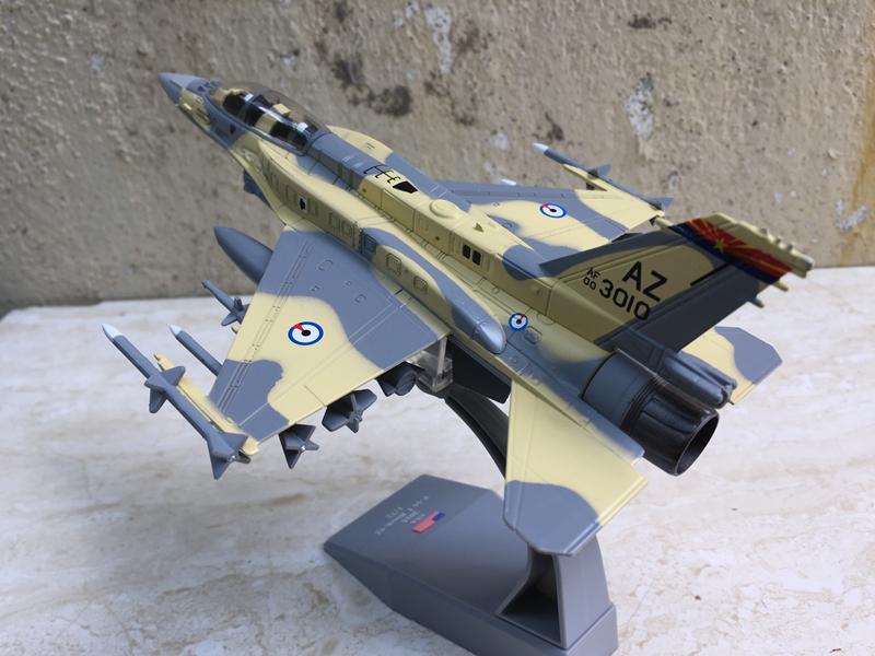 [HCM]Mô hình Máy bay F16 EF 1:72