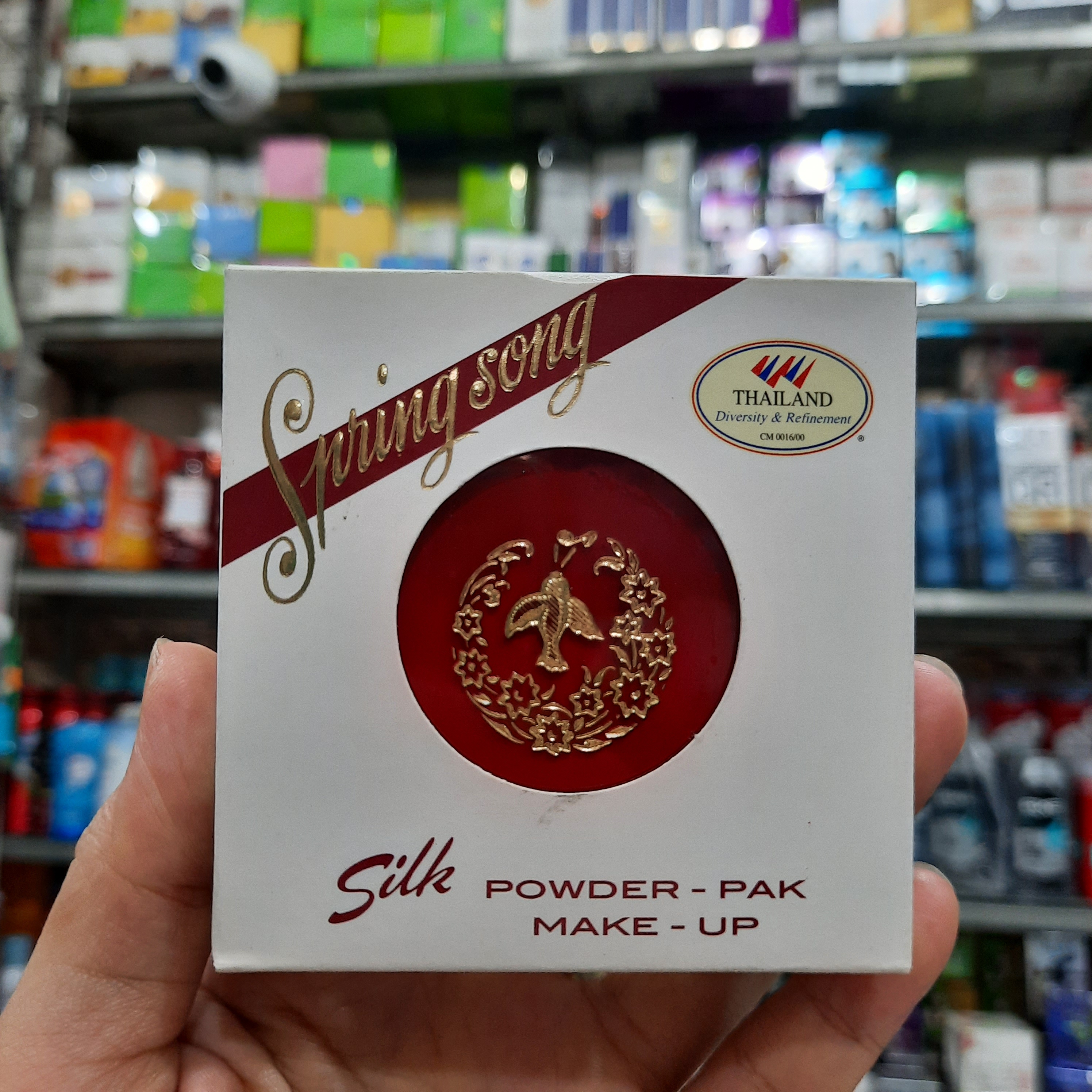 Phấn trang điểm con én đỏ 15gr