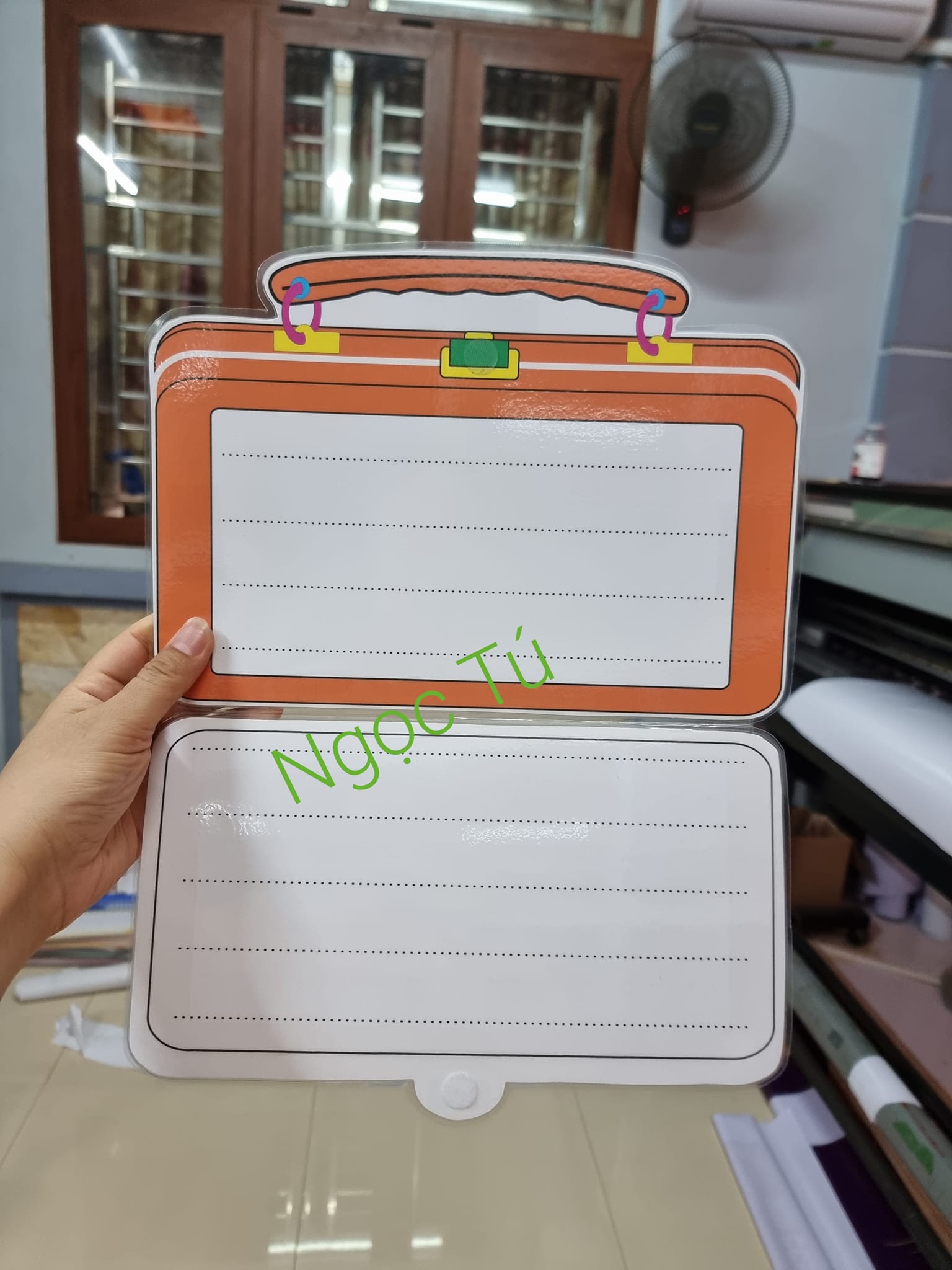 ĐỒ DÙNG DẠY HỌC MCH - CHIẾC CẶP BÍ MẬT .