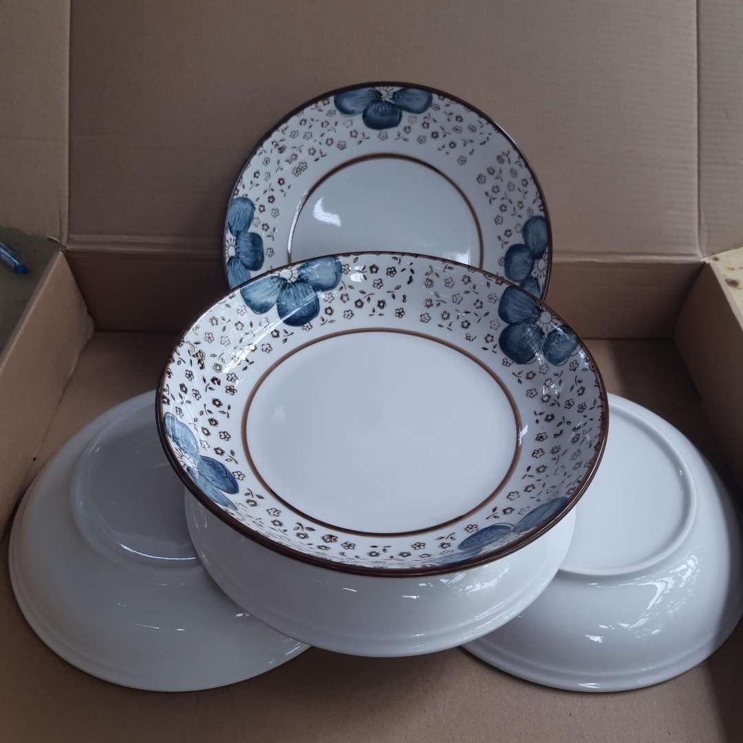 Bộ 5 Dĩa Nhật bông xanh, đỏ (có 2 size dĩa 7: 17.5cm, Dĩa 8: 20cm)