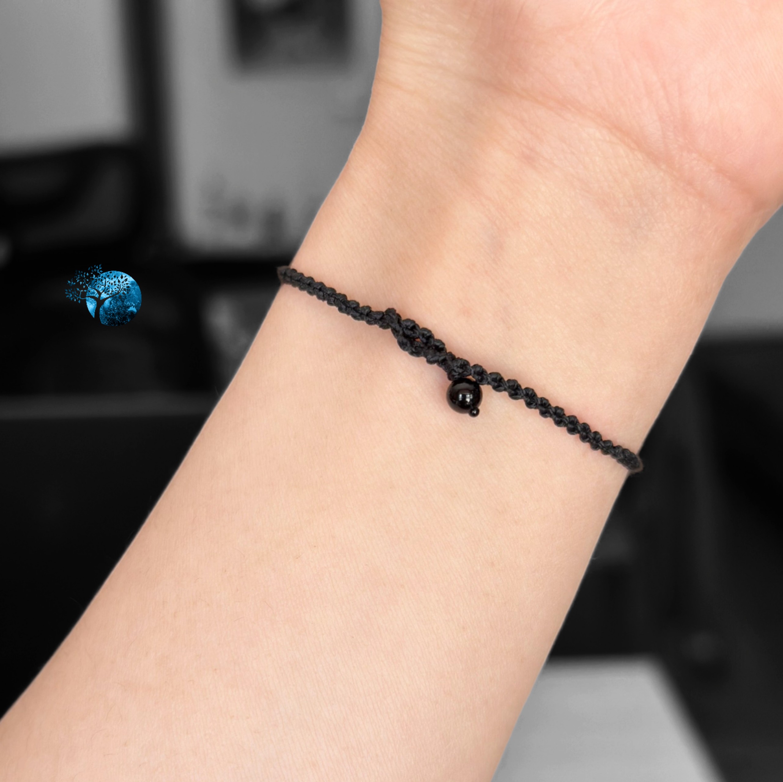 Vòng tay tết dây lu thống mini đá red netstone