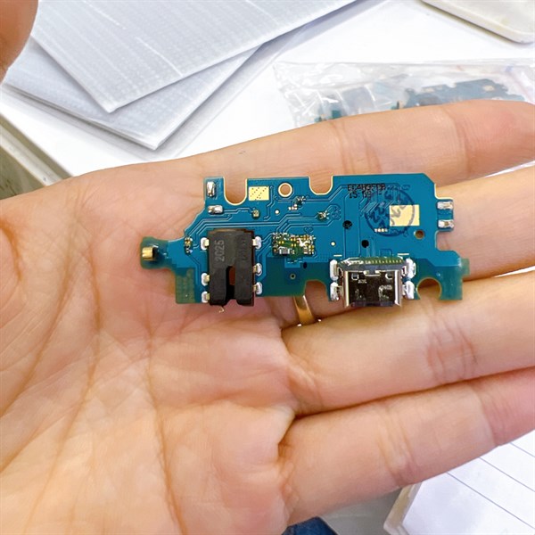 Cụm sạc Samsung A13 A135F/U