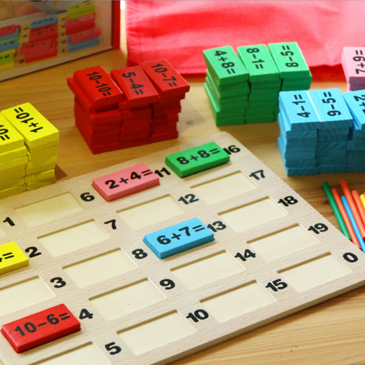 Học toán Domino kèm que tính