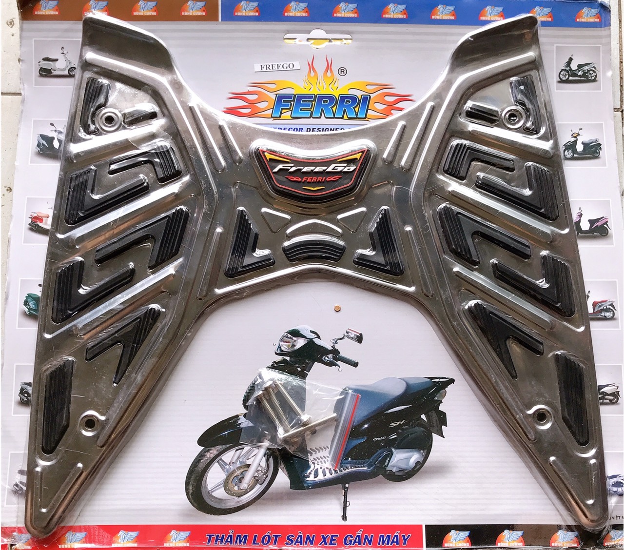 Thảm để chân lót sàn xe freego inox