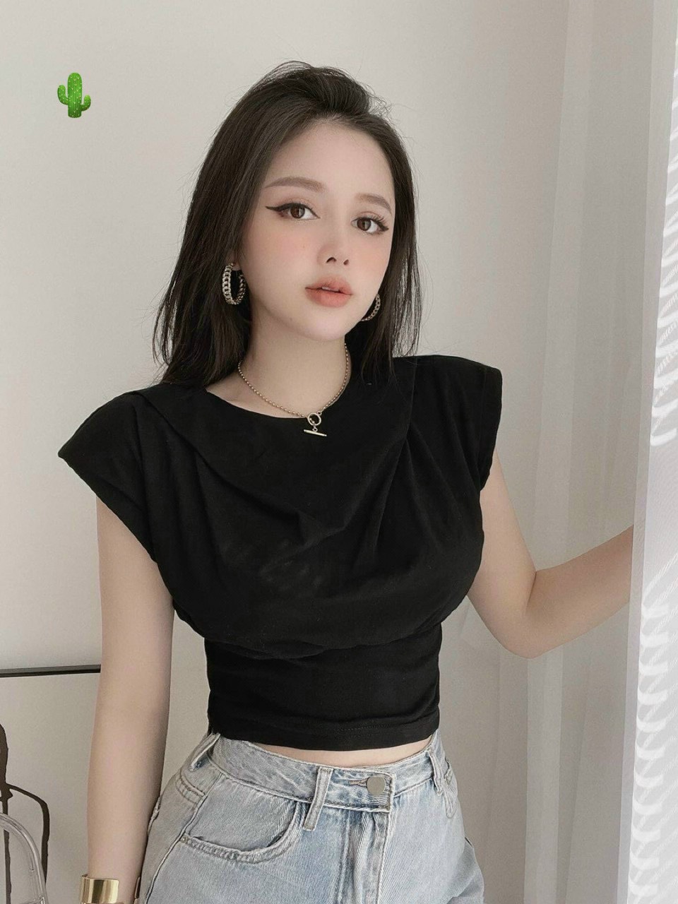 Áo kiểu croptop bản bo eo sát nách cực xinh , chất thun bozip mềm mịn co giãn