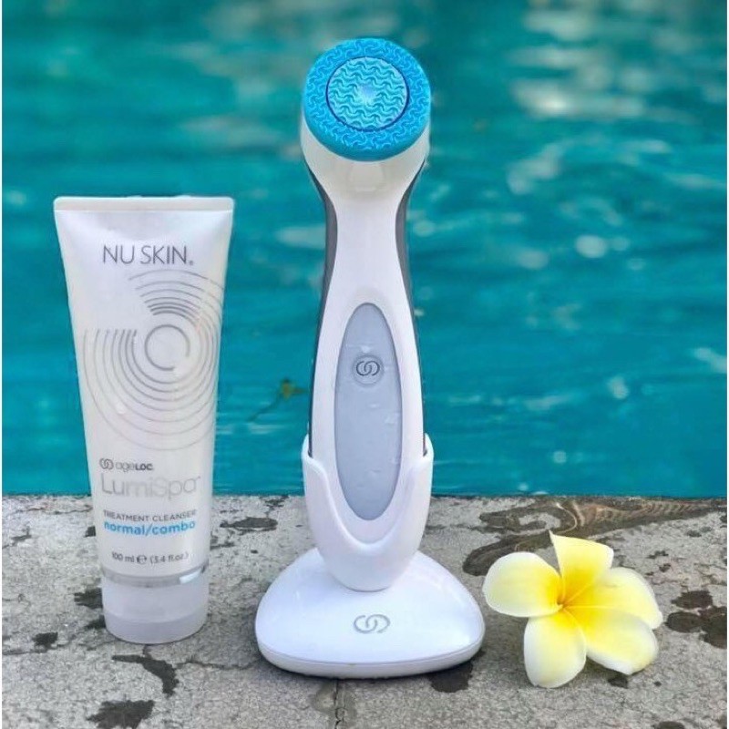 Sữa rửa mặt Lumispa cho da khô