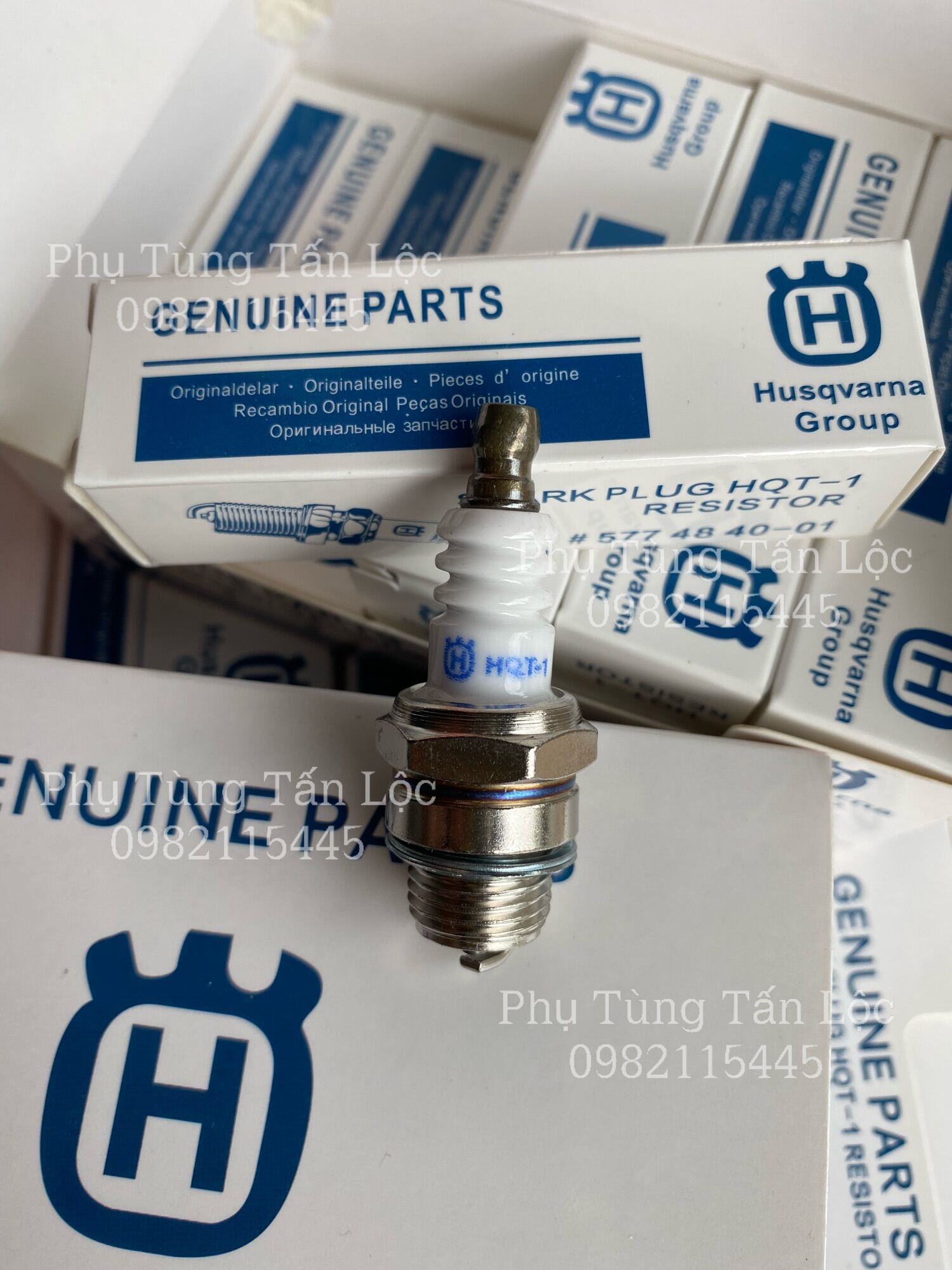 Bugi máy cắt cỏ 2 thì Husqvarna