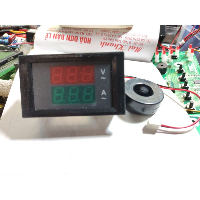 Đồng Hồ Đo Vôn Và Dòng Xoay Chiều(0-500V/100A)