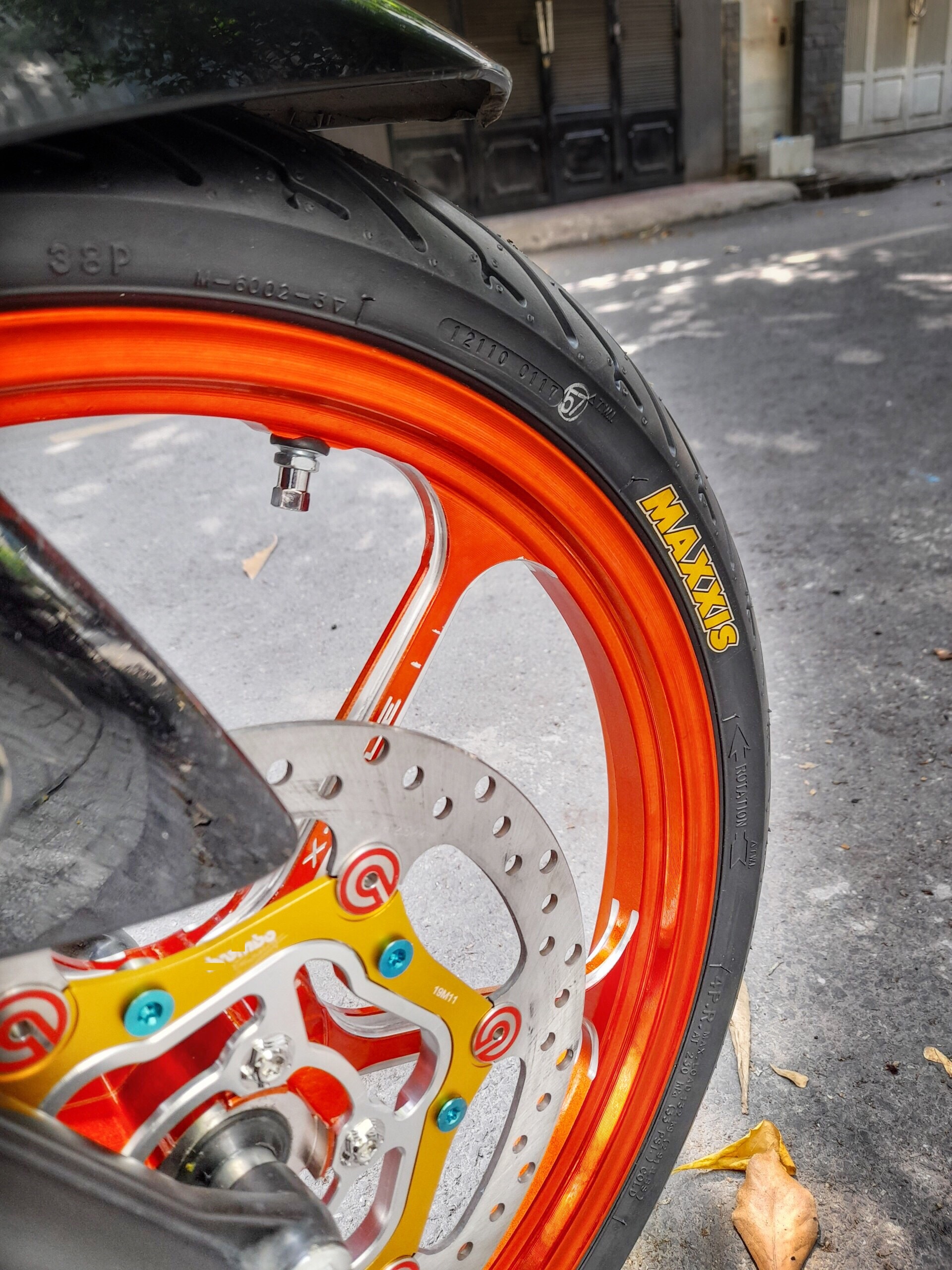 [HCM]ĐĨA THẮNG OVER SIZE 265MM LOGO BREM KÈM LÒNG NHÔM