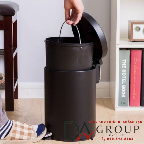 [HỎA TỐC HCM] THÙNG RÁC INOX ĐẠP CHÂN 5 LÍT MÀU ĐEN CAO CẤP