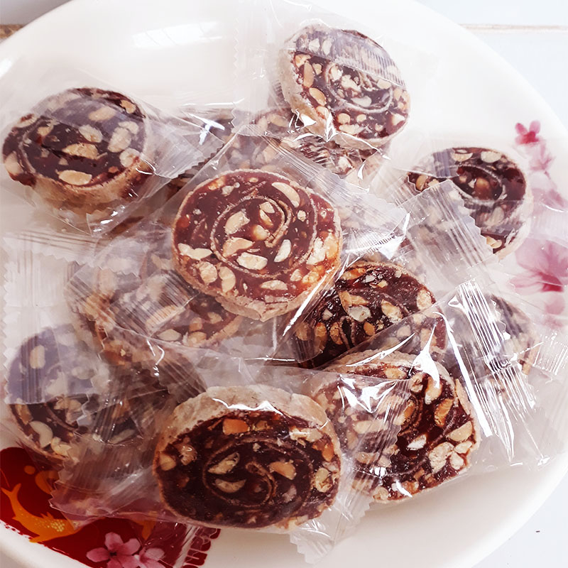 Mứt chuối béo dẻo cuộn bánh tráng 1kg