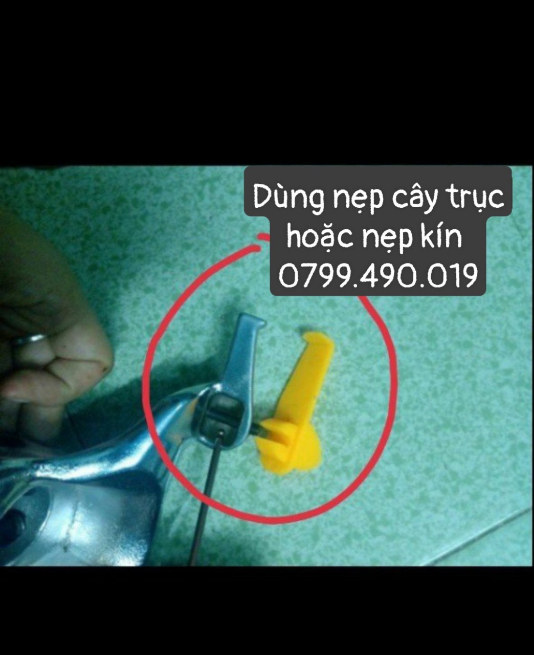 Nẹp nhựa mỏ vịt máy ra vào lốp