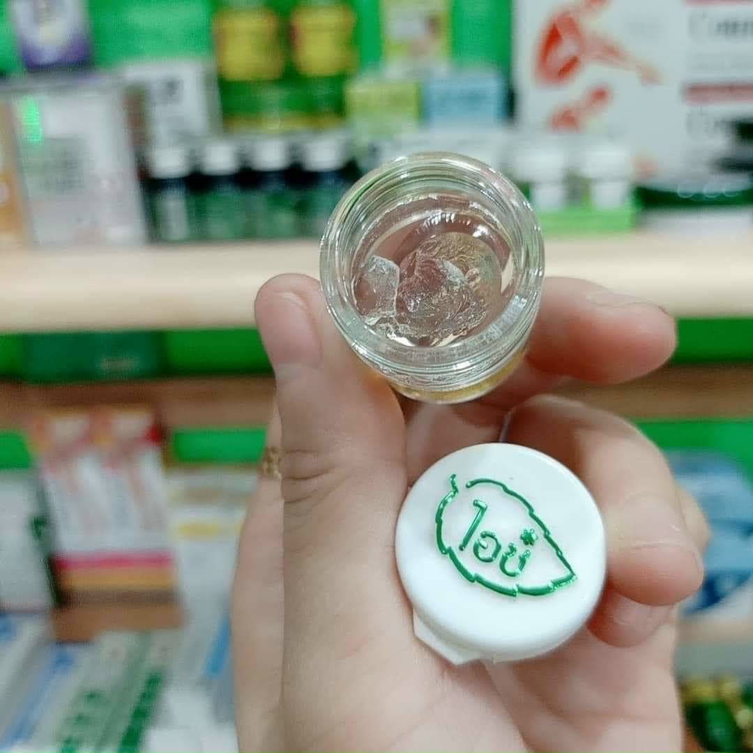 DẦU GIÓ HÍT THÔNG MŨI BẠC HÀ - IZE JELLI BALM - THÁI LAN