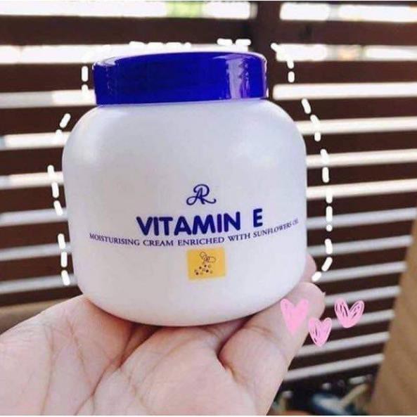 KEM DƯỠNG ẨM BODY AND FACE VITAMIN E THÁI LAN
