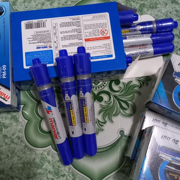 (Hộp 10 bút DẠ TO ) bút lông dầu THIÊN LONG PM09