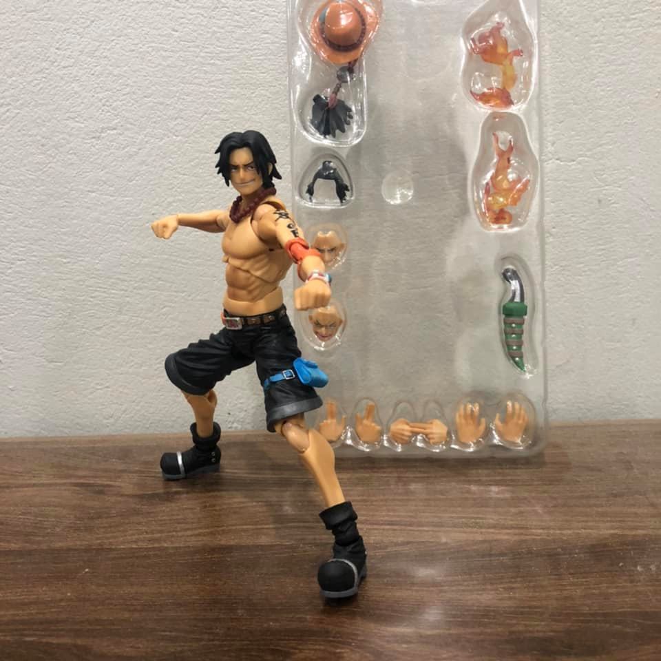 Mô hình khớp Ace One Piece
