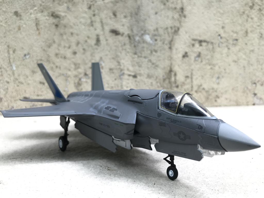 [HCM]Mô hình Máy bay F- 35C Lightning II 1:72