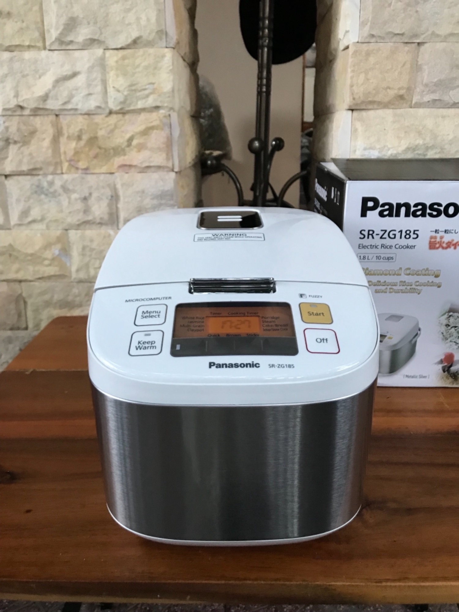Nồi cơm điện tử Panasonic 1.8 lít SR-ZG185SRAM