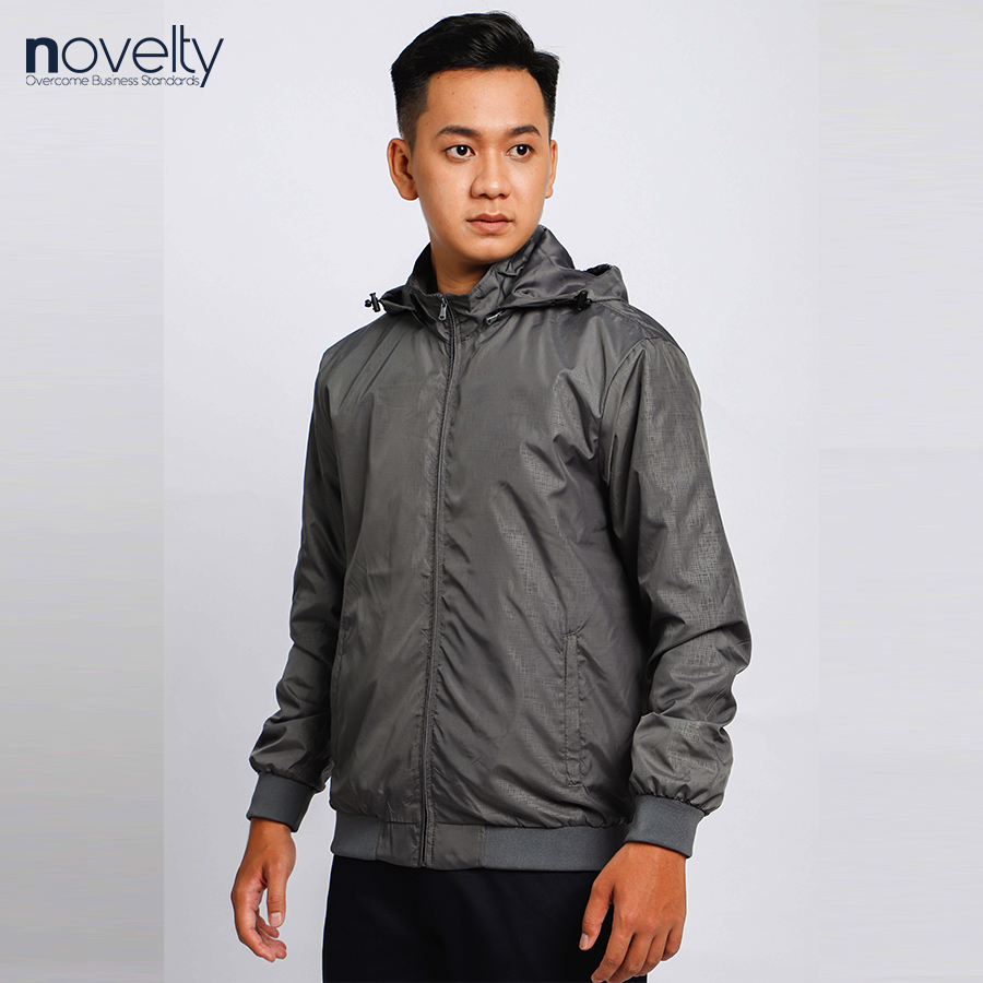 Áo jacket nam in chìm nón rời Novelty xám đậm 2203182