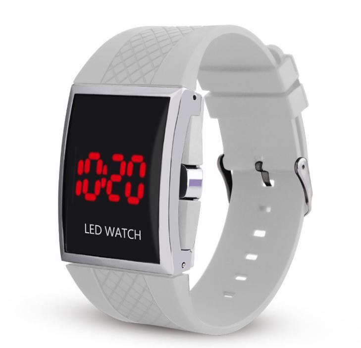 Đồng hồ NAM ,thể thao mặt vuông Đèn LED WATCH style mạnh