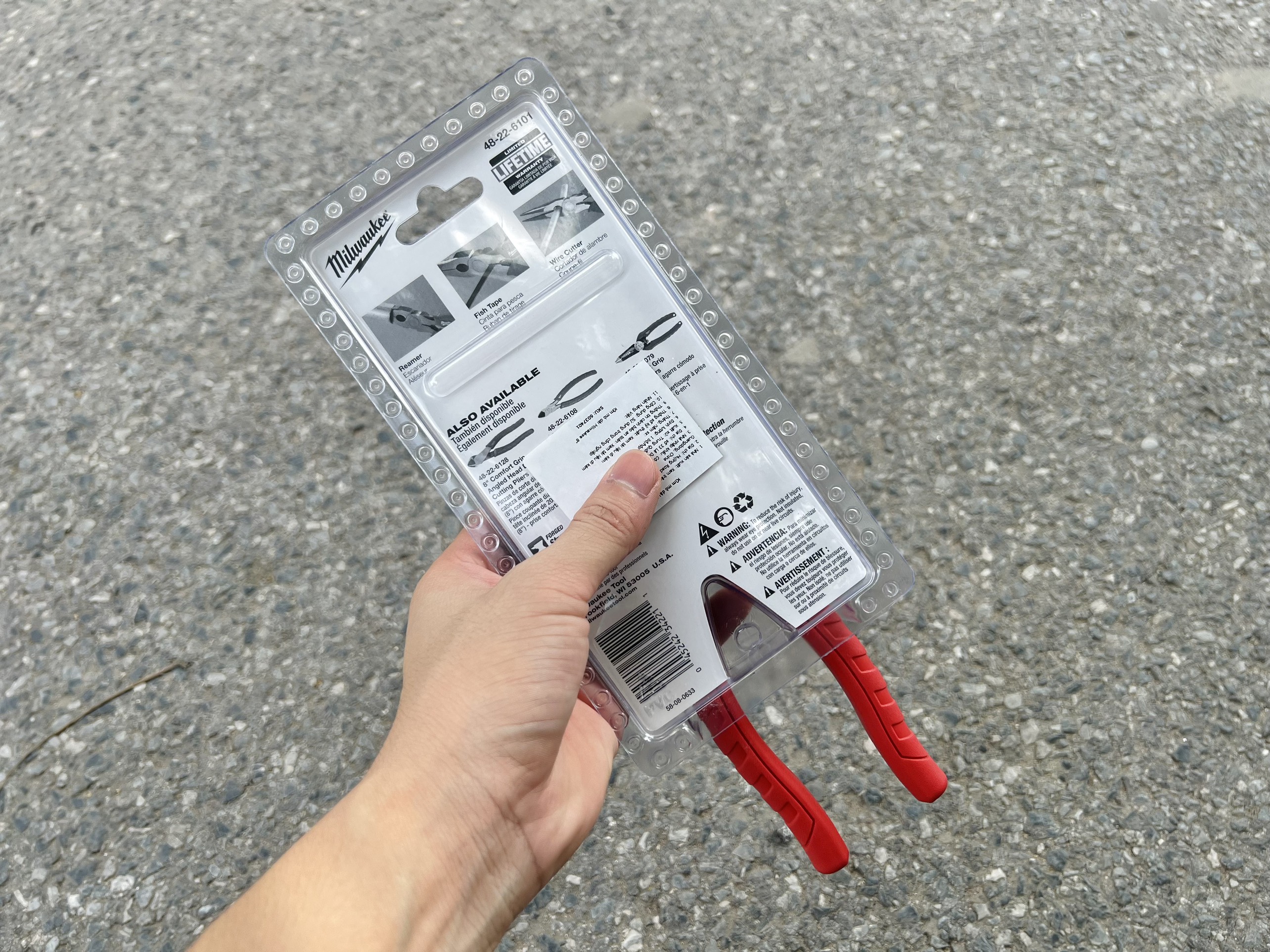 Kìm nhọn 8inch Milwaukee 48-22-6101