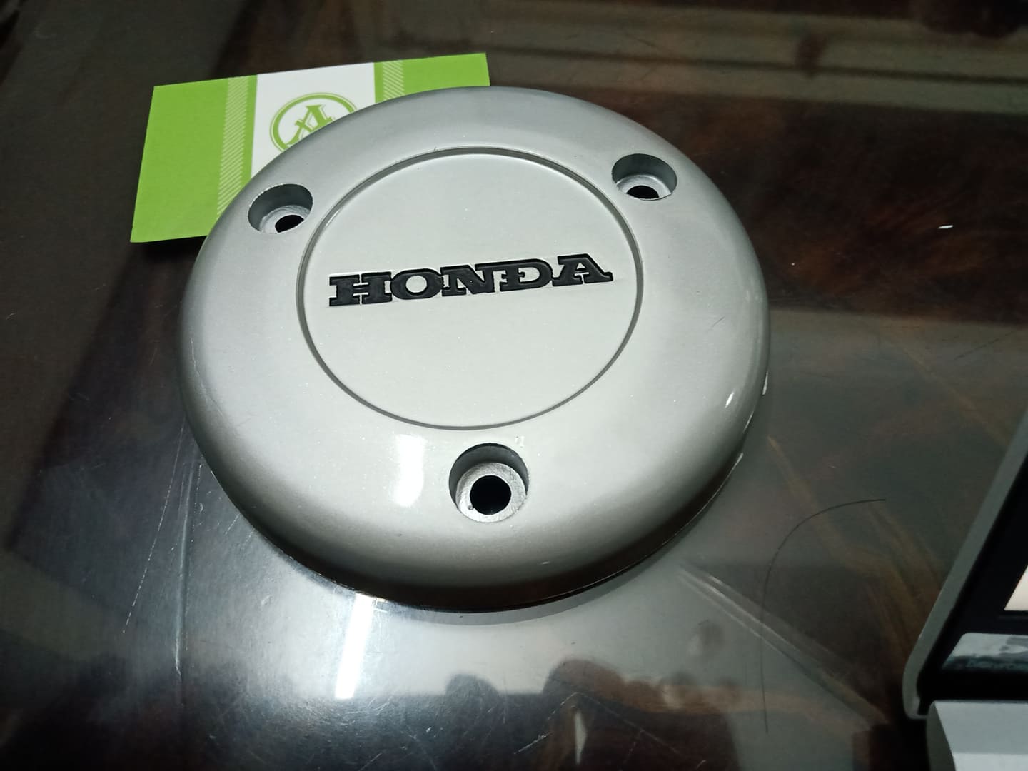CHỤP MỦ NỒI WAVE FUTURE MÀU BẠC ( KHÔNG CHỮ HONDA )