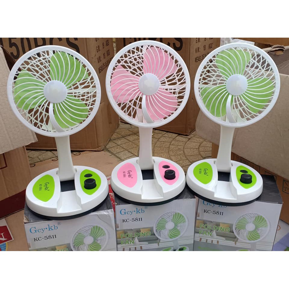 Quạt Tích Điện Gấp Gọn Có Đèn 5811