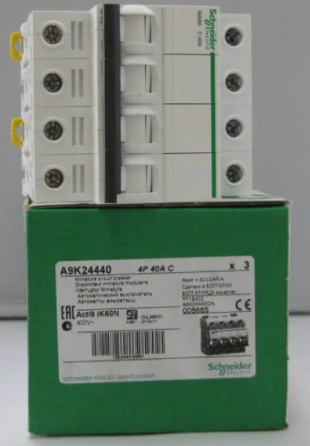 Aptomat MCB 4P 63A 4,5kA 400V [EZ9F34463]