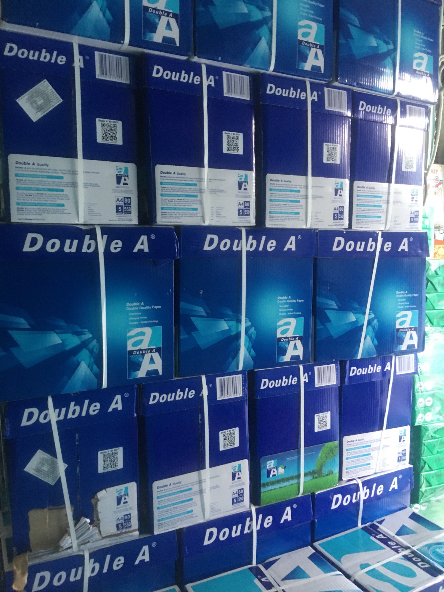 Giấy A4 Double A 80 gsm ram 550 tờ