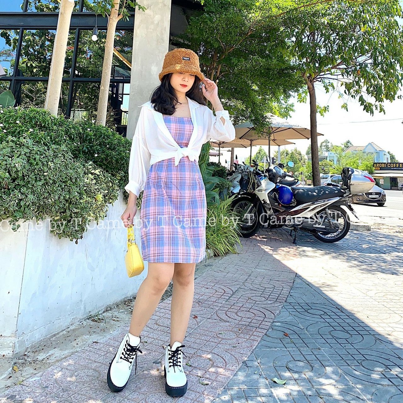 Set đầm 2 dây kèm sơ mi voan hót hòn họt luôn