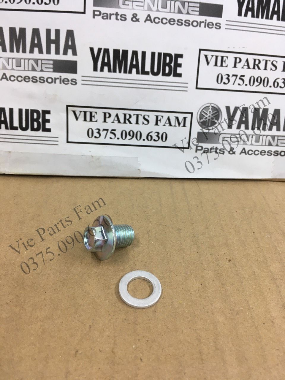 Ốc xả nhớt Yamaha