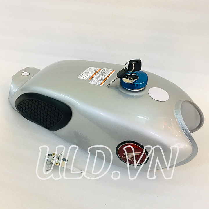 THÙNG XĂNG CL 68 BẠC CÓ NẮP CÓ KHOÁ XĂNG