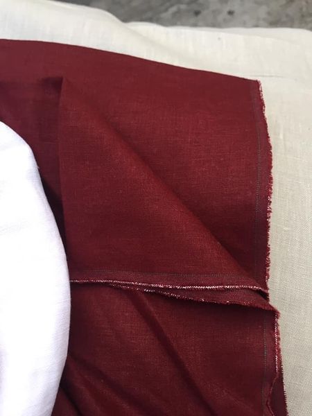 Vải linen bột màu đỏ đô, đẹp lắm ah!