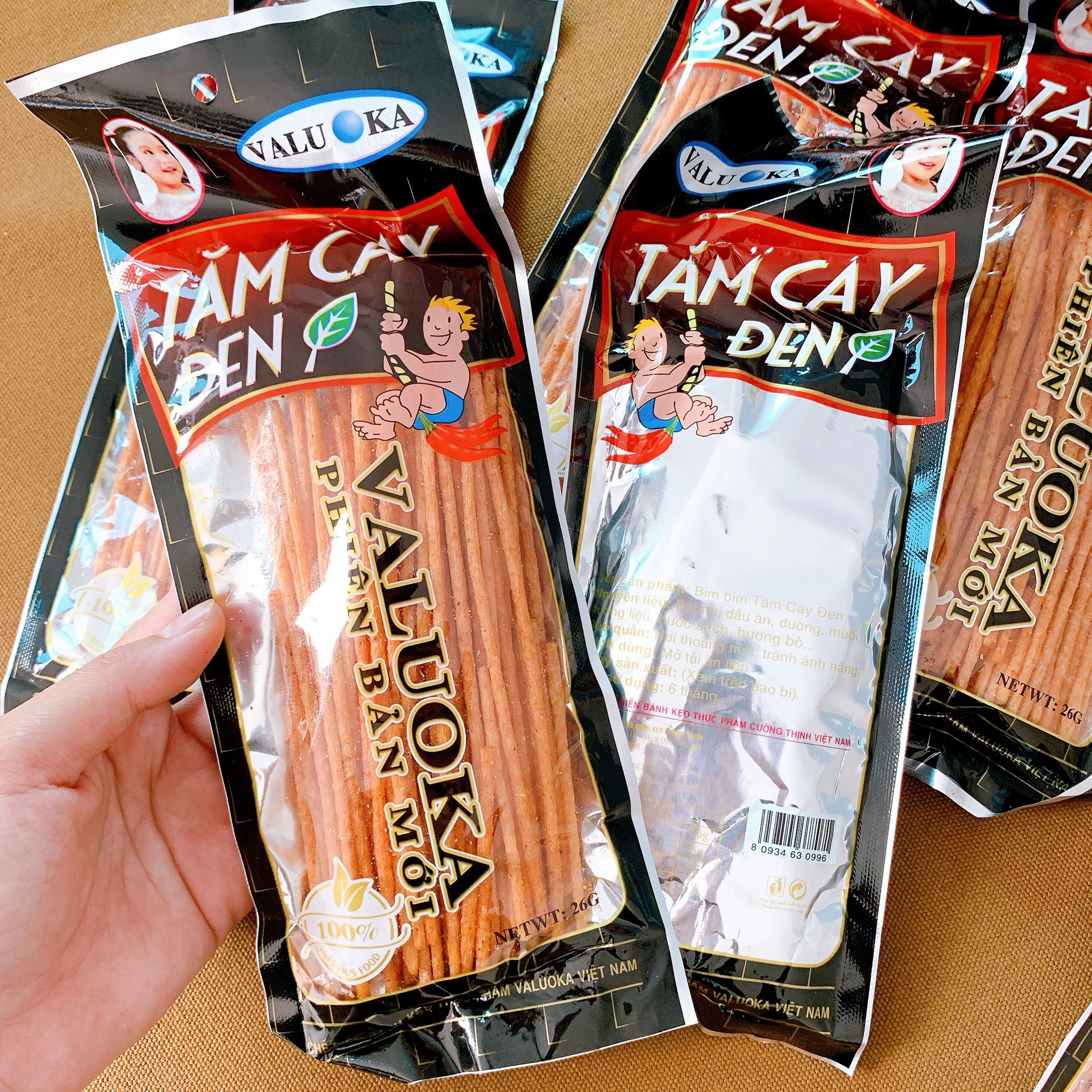 Snack tăm cay đen tuổi thơ combo 5 gói