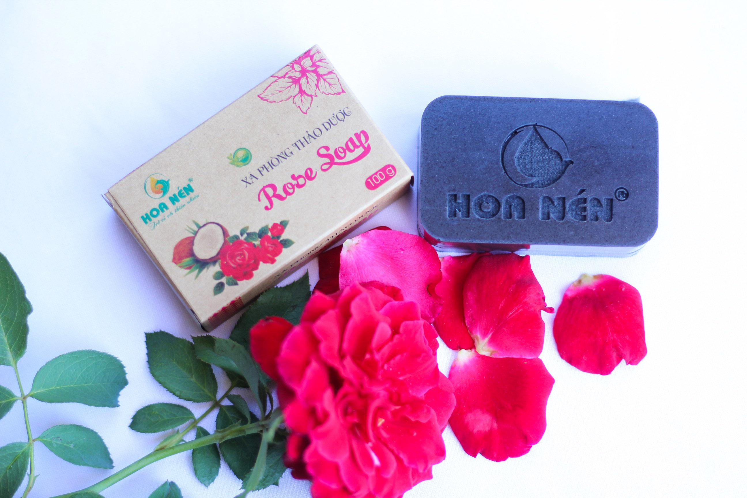 Xà phòng thảo dược Rose Soap Hoa Nén 100g