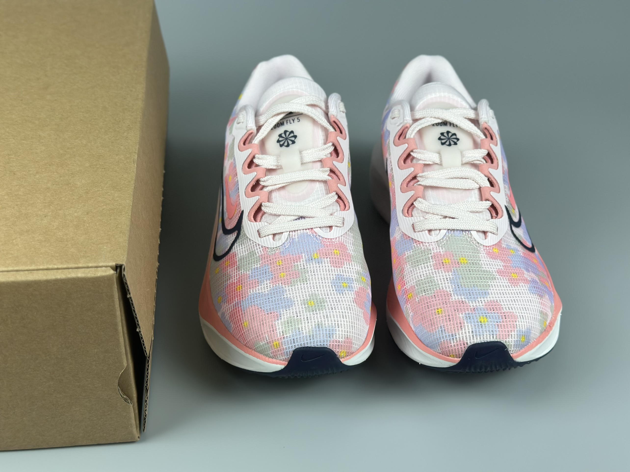 Nike Air Zoom Fly 5  (36-39)
