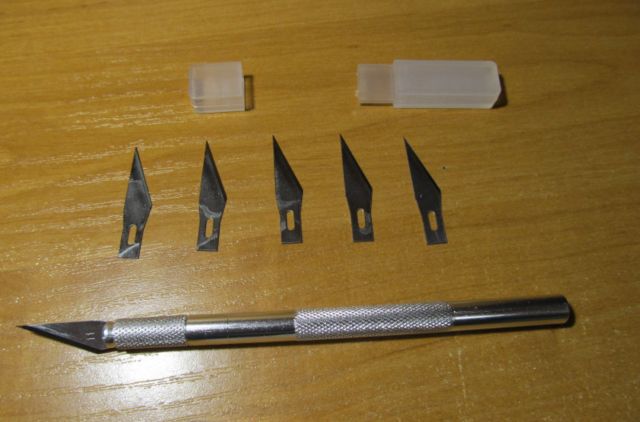Dao trổ cán Bạc 6 lưỡi