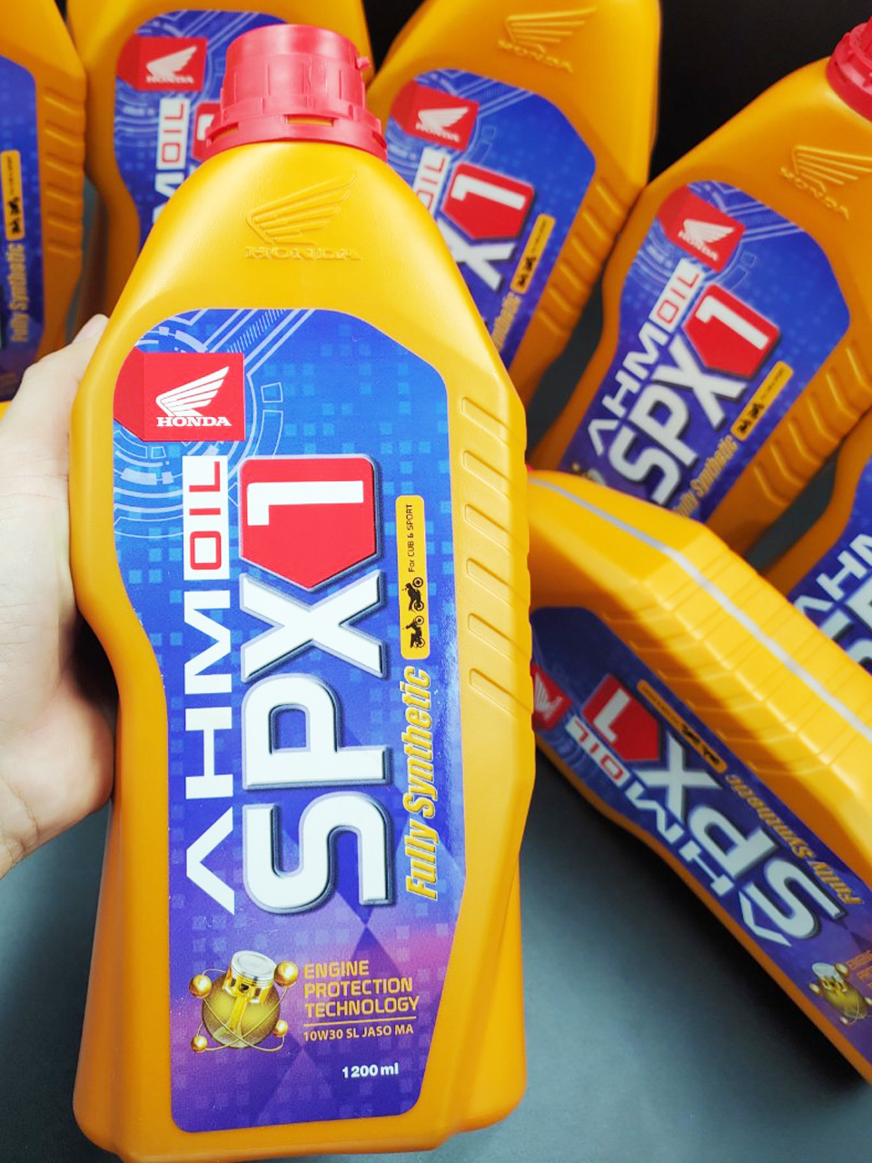 Combo Nhớt AHM Spx1 và Xịt Sên AHM (Chuyên cho Winner)