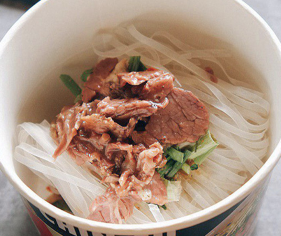 [Siêu thị WinMart] - Phở Bò CHIN-SU (có thịt)  hộp 132g