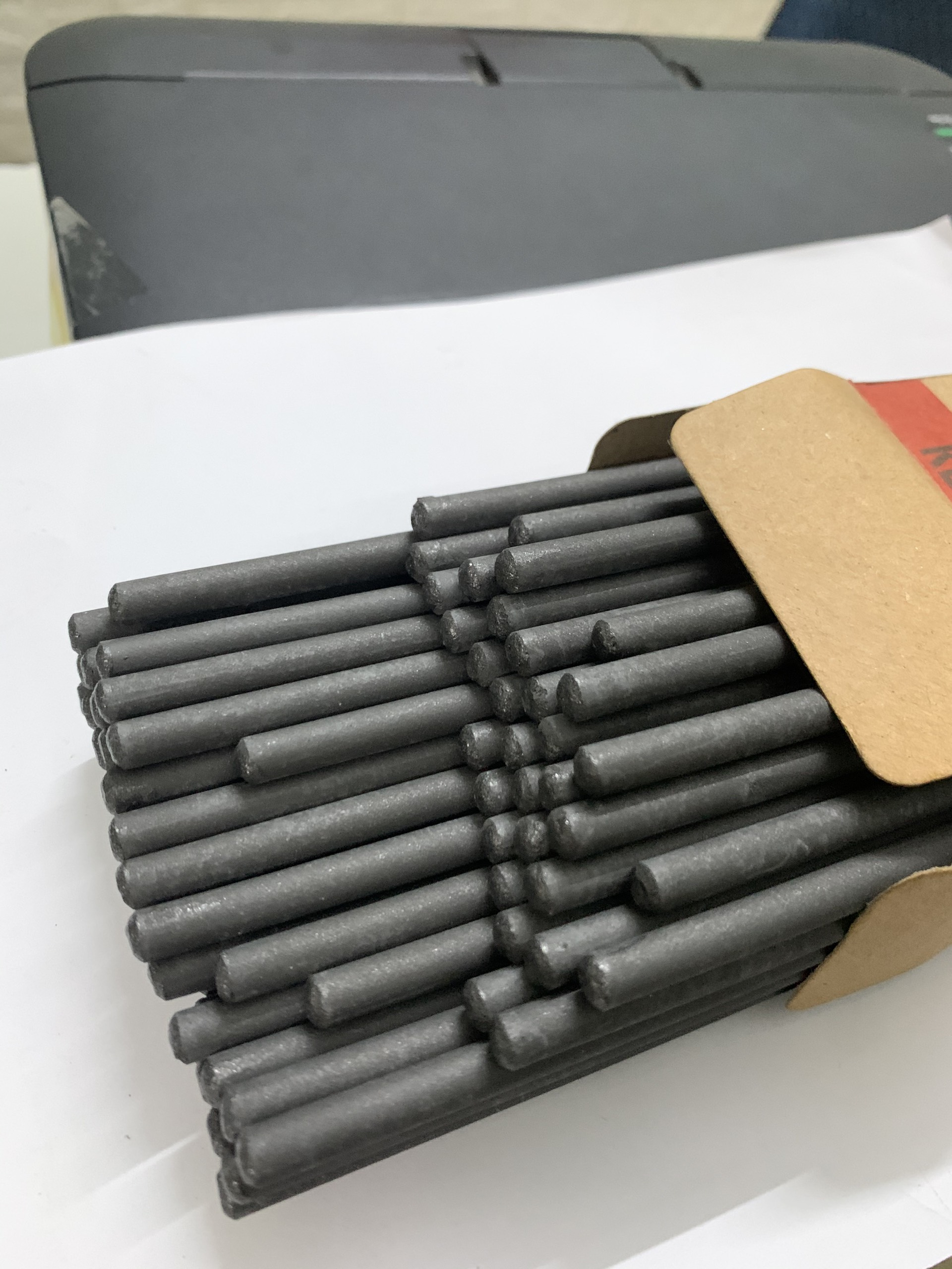 ( 10 que )que hàn đắp chống mài mòn DMn-500
