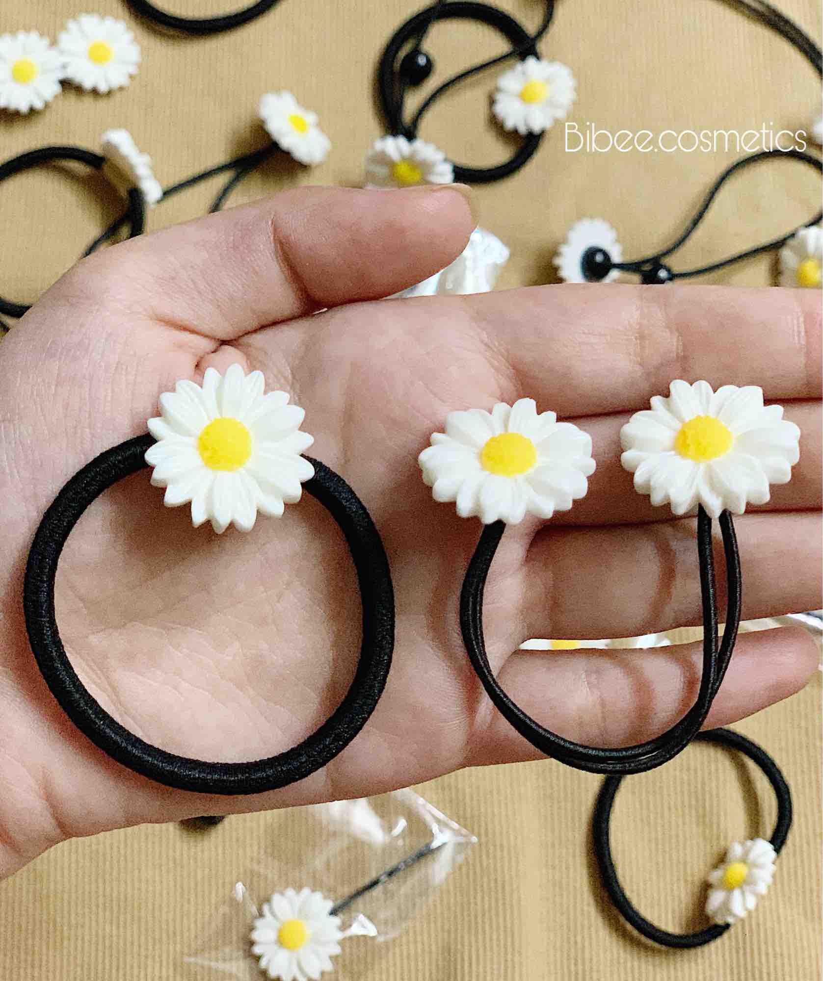 Set 2 cột tóc hoa cúc - gồm 1 cột 1 cúc và 1 cột 2 cúc như hình