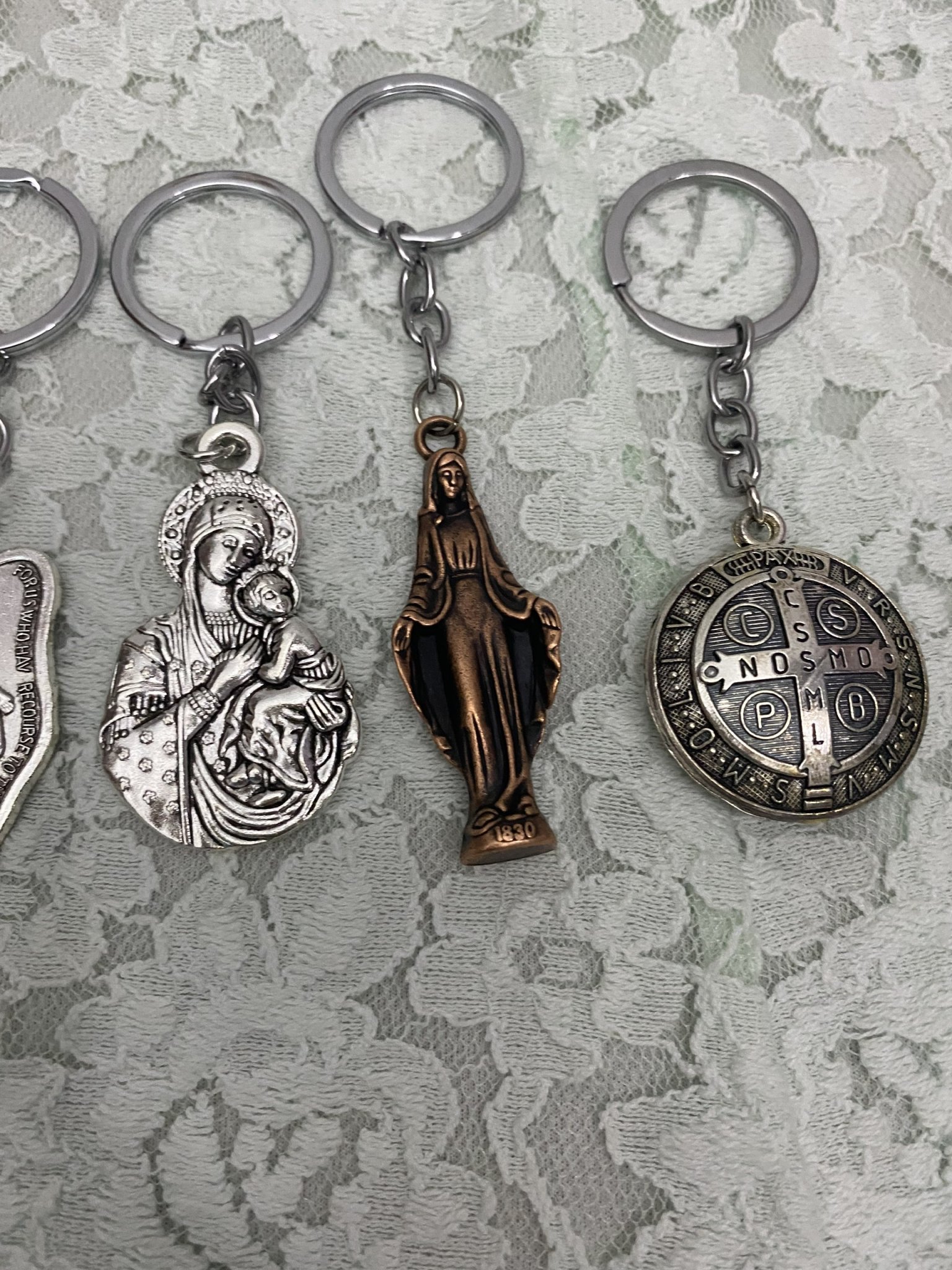 Móc khóa các loại