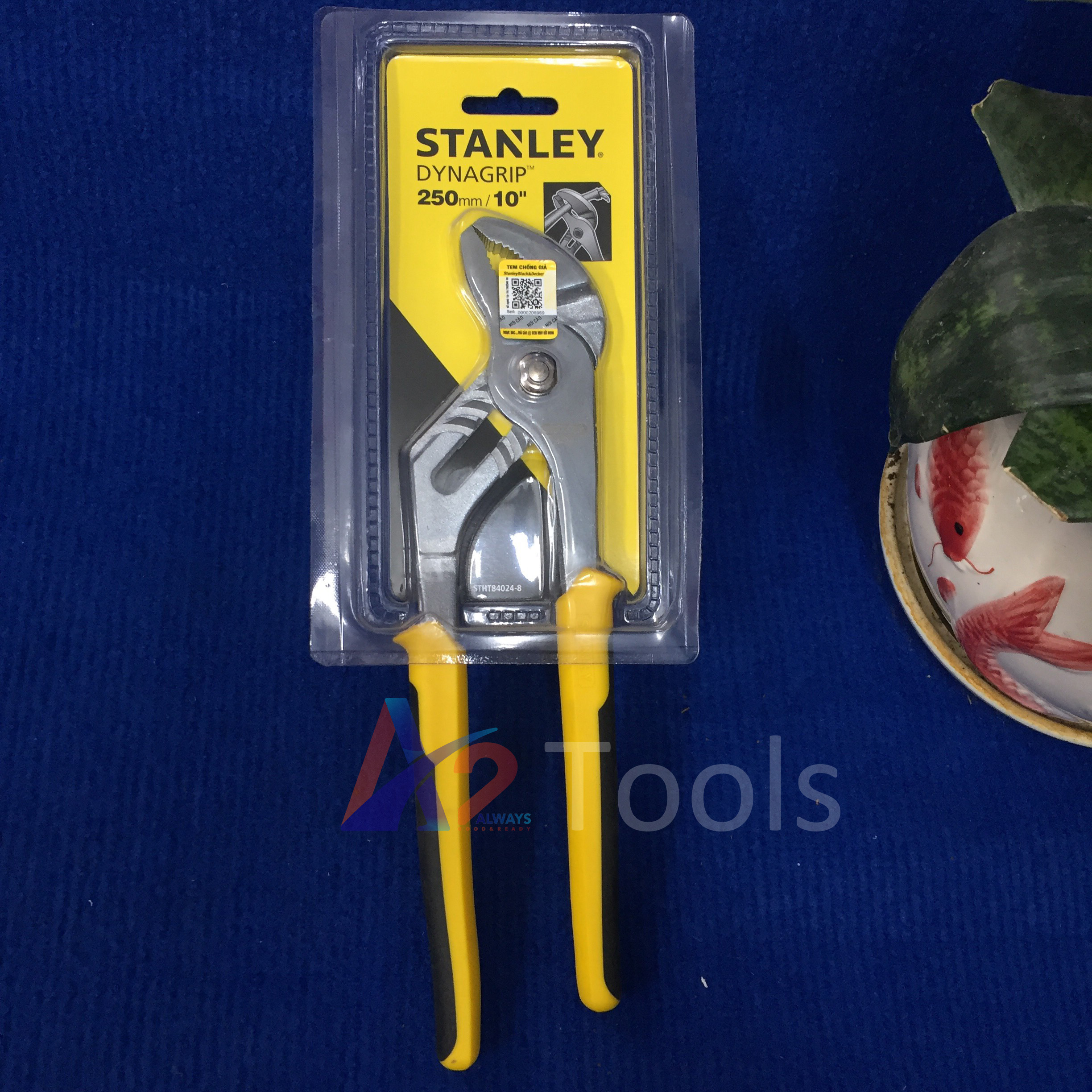Kềm mỏ quạ cán dày 10"/250mm STANLEY STHT84024-8