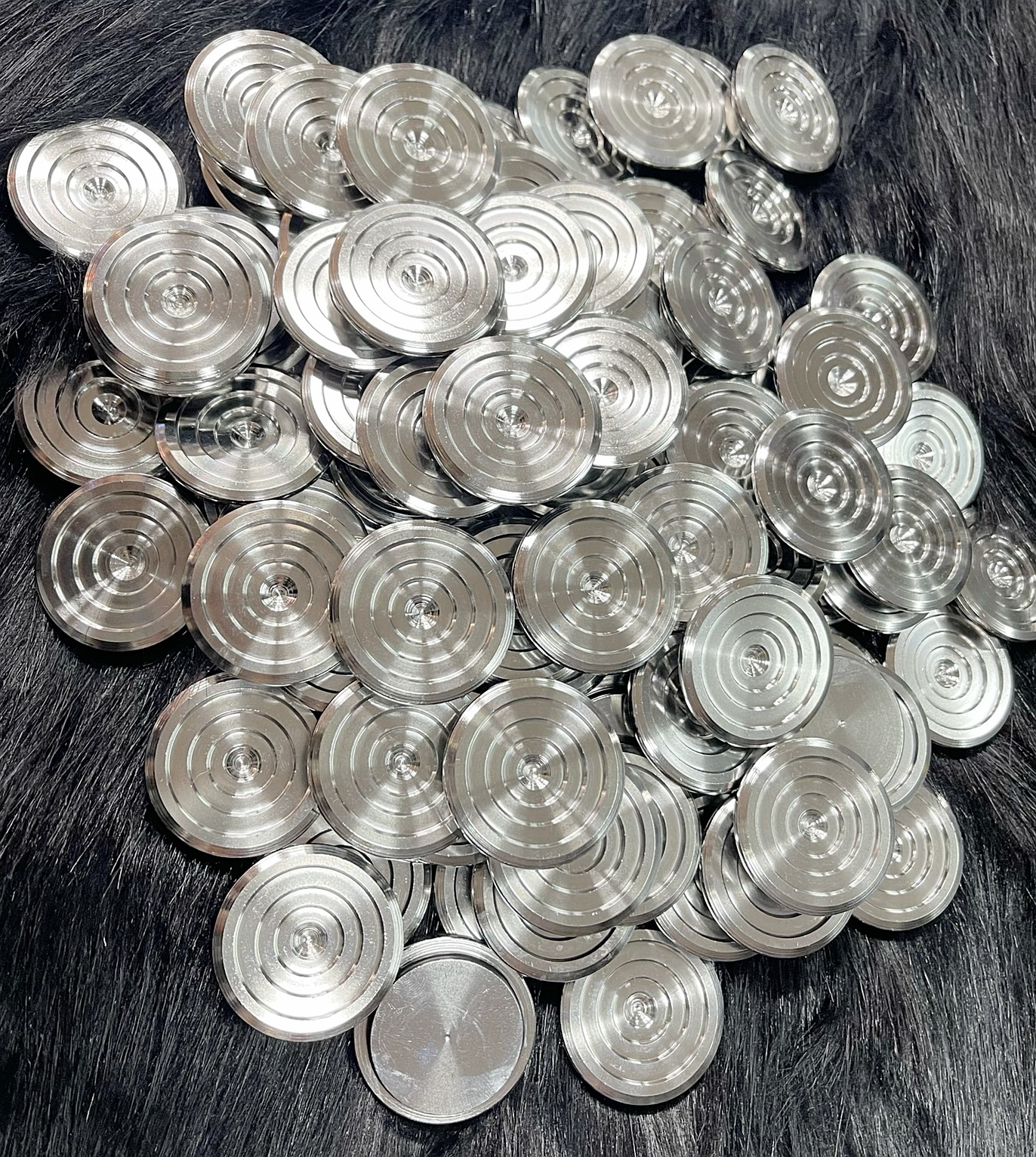 Nút chụp sên Salaya inox 304