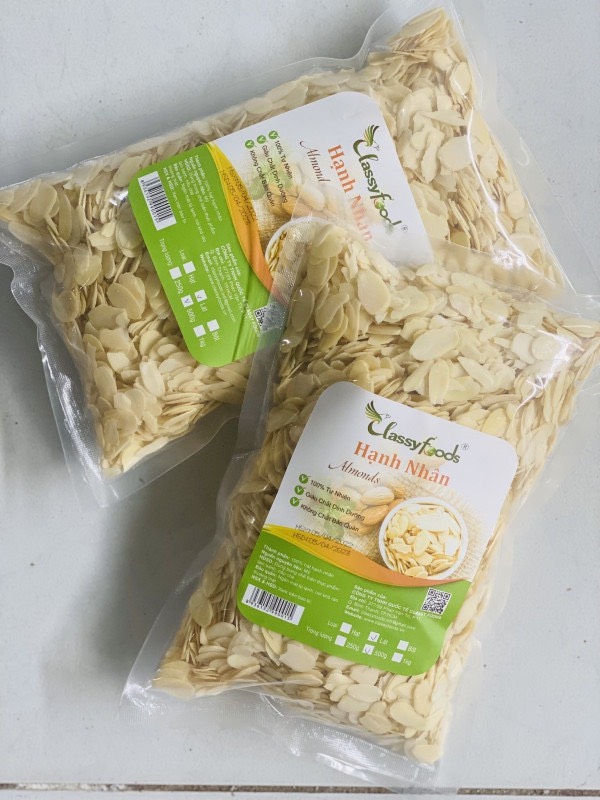 Hạnh nhân Mỹ ( Clasyfoods) làm bánh