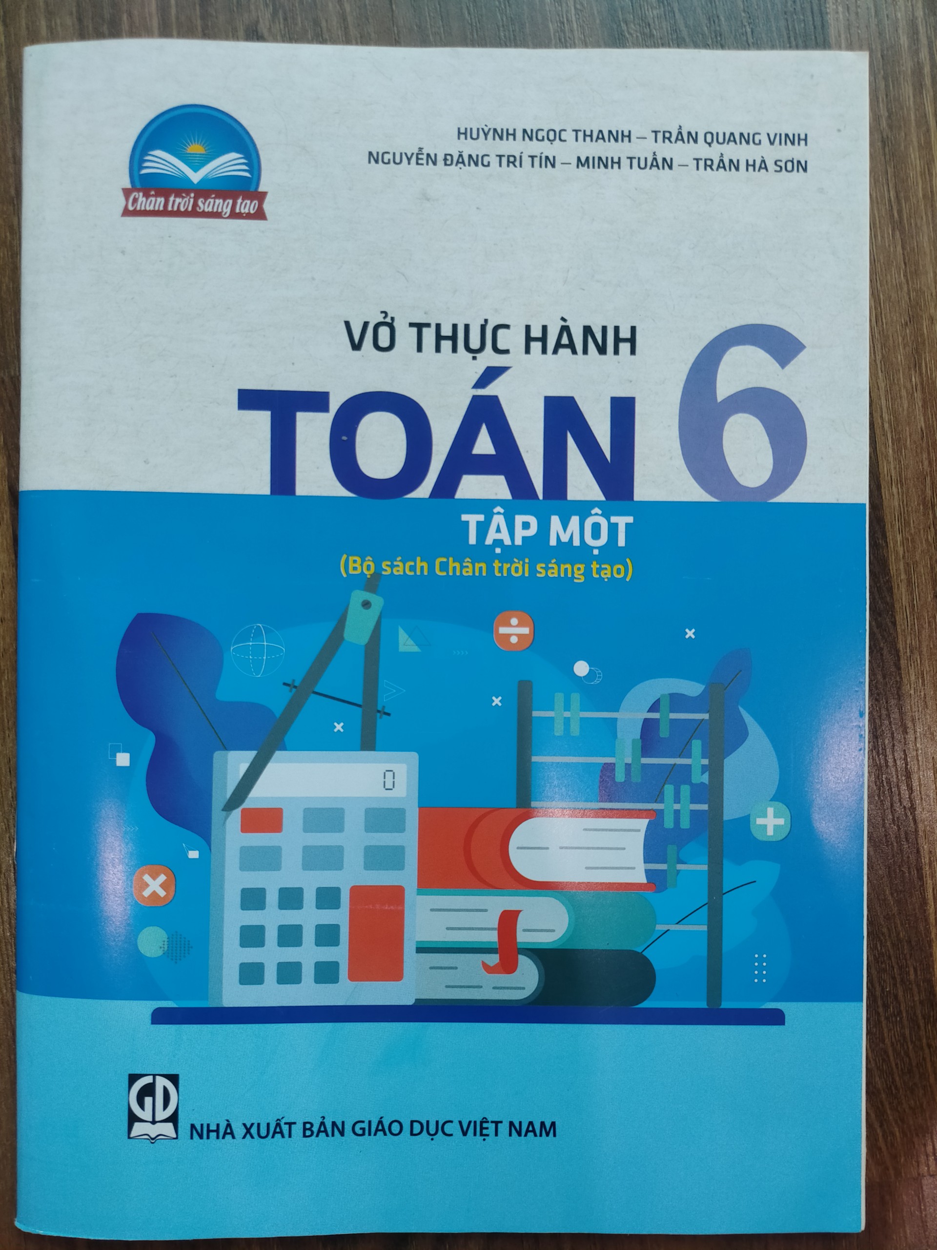 Sách -  Vở thực hành Toán 6 - tập 1 (Bộ sách Chân trời sáng tạo)