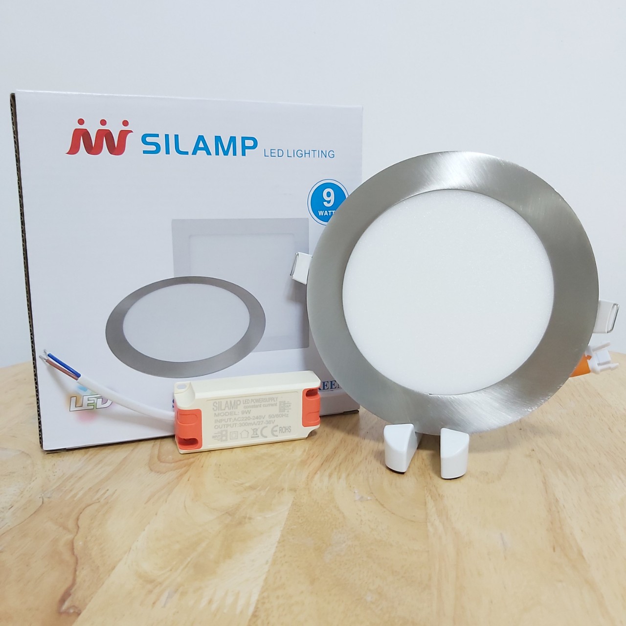 Đèn led tròn downlight âm trần viền inox 9w