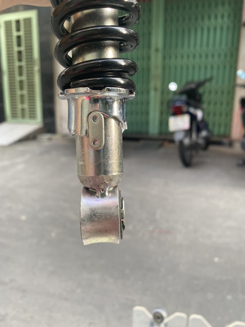 PHUỘC SAU XE MAX 3 - MAX NEO ( TRUNG QUỐC )