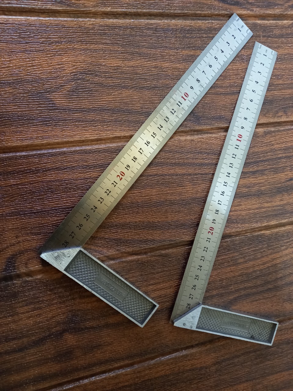 Thước ke góc vuông 30cm